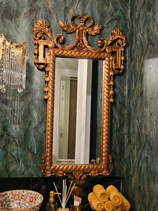 Golden Garland Grand